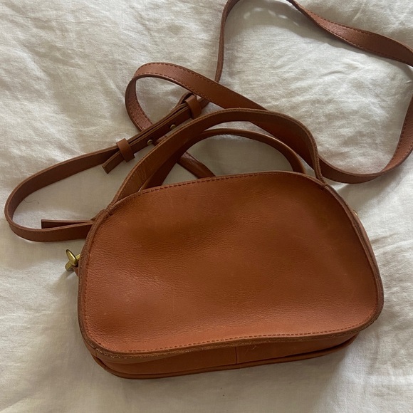 Madewell Tan Leather Crossbody Saddle Bag - Picture 2 of 4